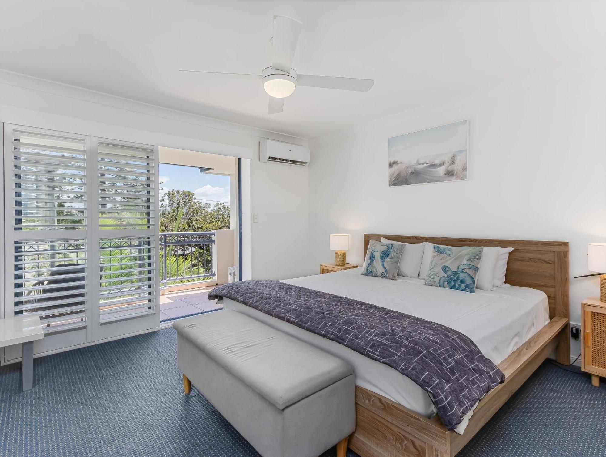 Bella Mare Coolangatta Beachside Apartments โกลด์โคสต์ ภายนอก รูปภาพ